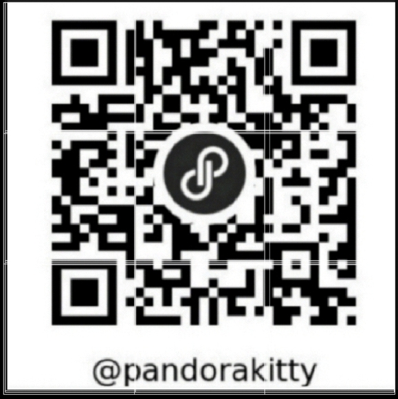 Beautiful Feminine Horseshoe CZ Stud Earrings 18kt gold plated NEW Good luck - Picture 7 of 7